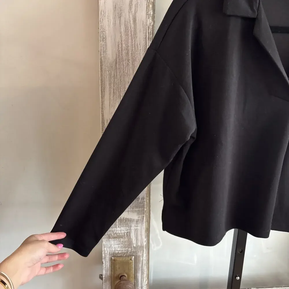 Women’s Elie Tahari Cropped Oversize Black Blouse Size Medium